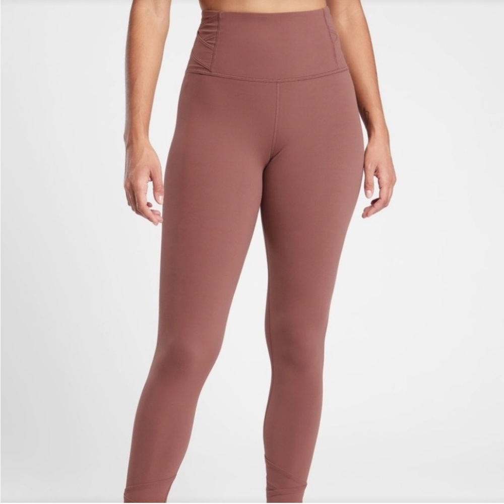 Athleta Elation Pirouette 7/8 Tight